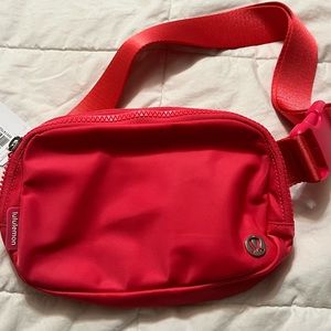 Everywhere Belt Bag in Lipstick color - NWT